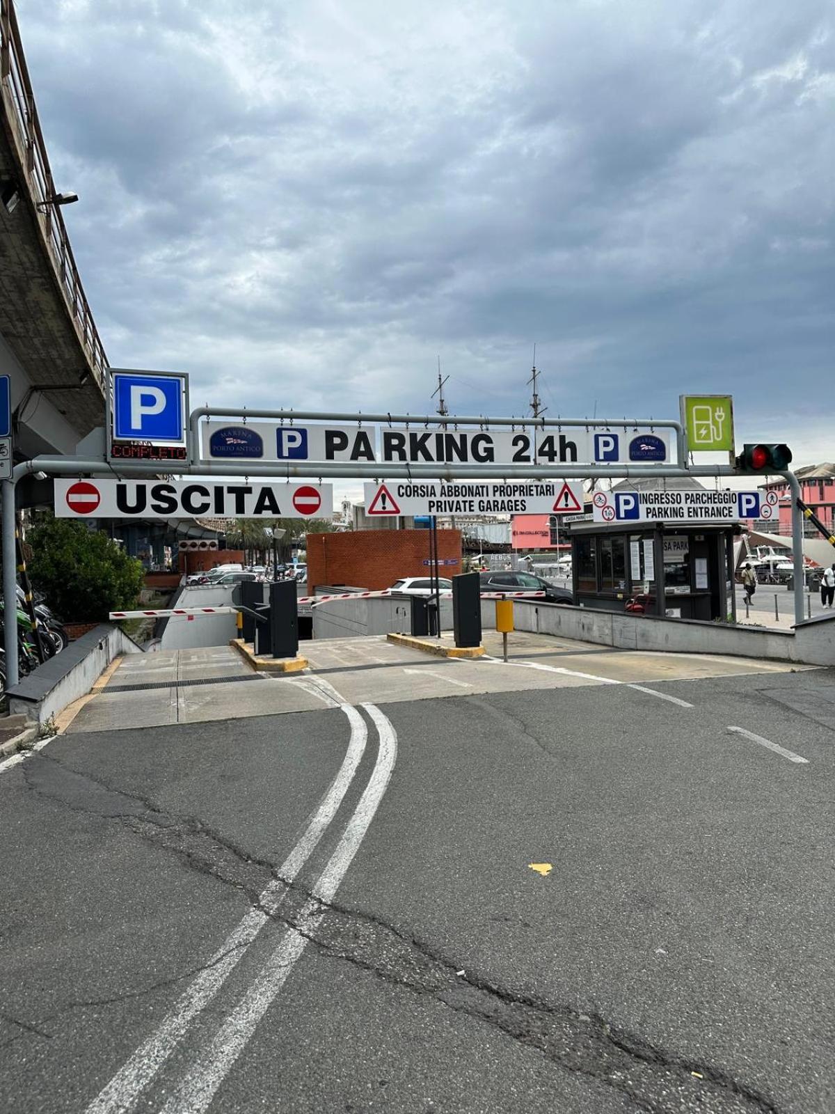 Nel Cuore Di Genova - Siti Unesco-La Meridiana House Exteriör bild
